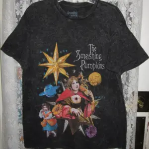 THE SMASHING PUMPKINS MELLON COLLIE & INFINITE SADNESS TOUR  T SHIRT M NEW 2025