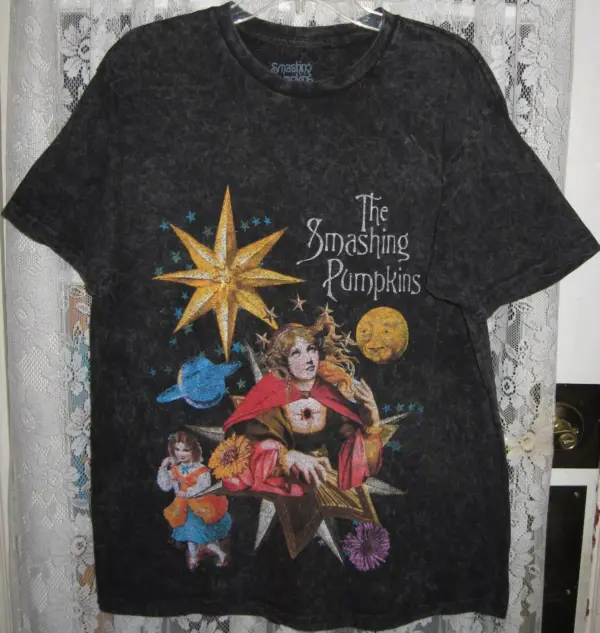THE SMASHING PUMPKINS MELLON COLLIE & INFINITE SADNESS TOUR  T SHIRT M NEW 2025
